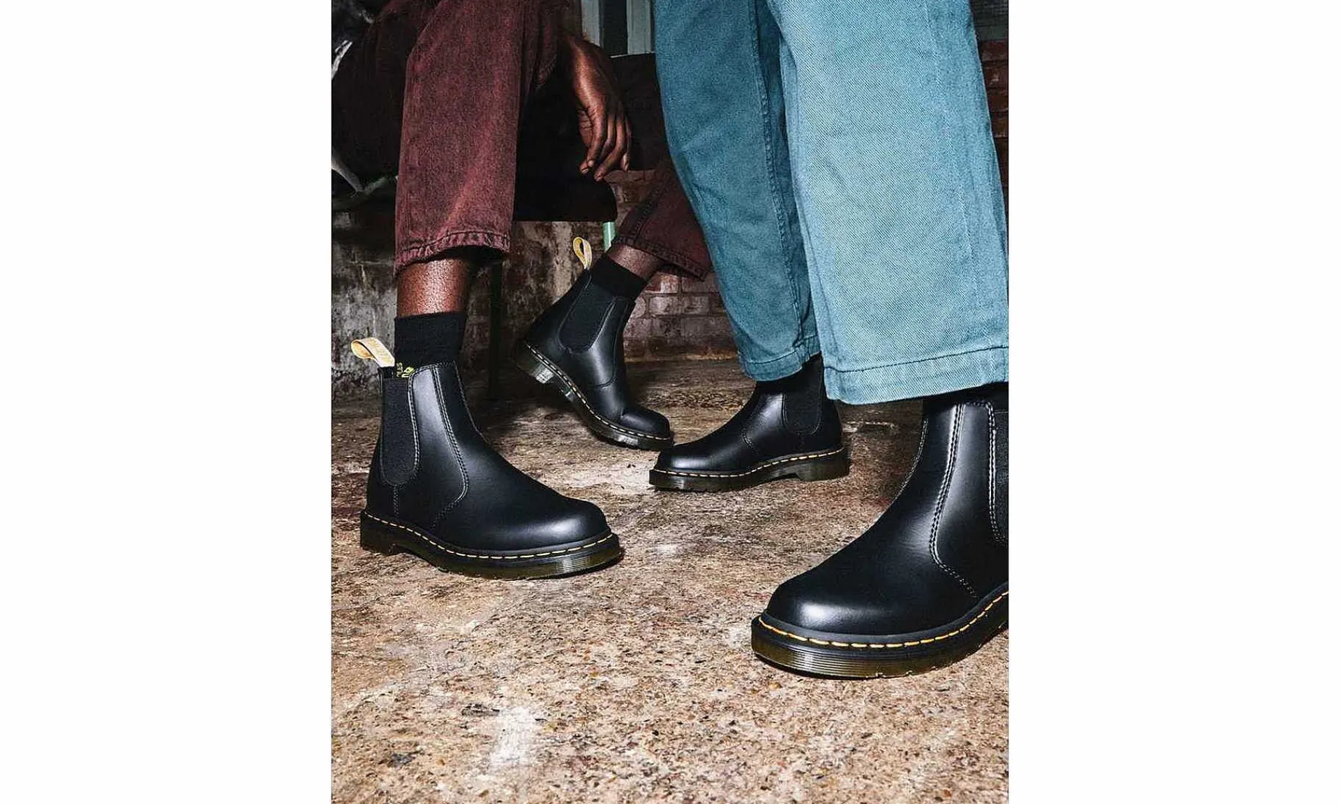 Damen Dr. Martens 2976 Chelsea Boot Black Felix Rub Off