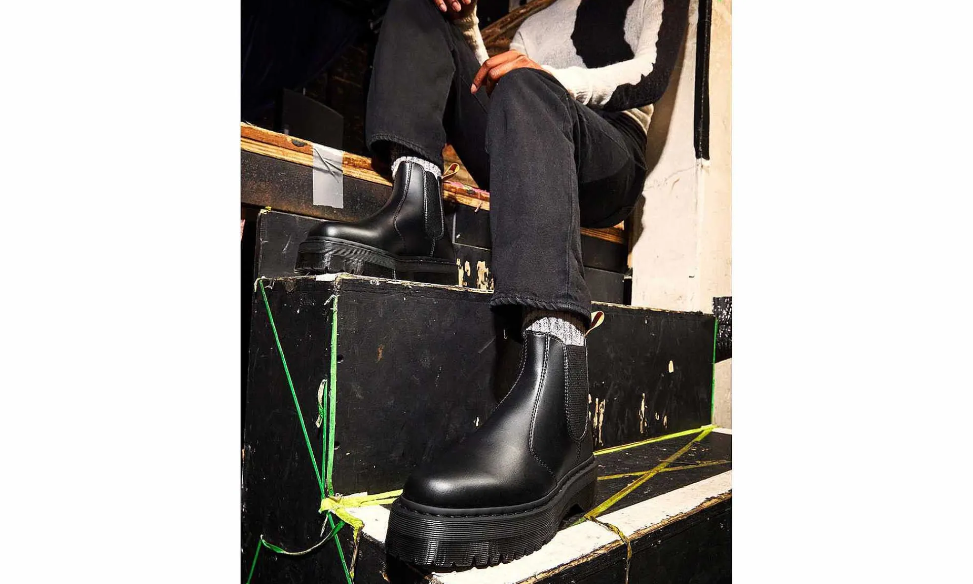 Damen Dr. Martens 2976 Quad Black Felix Rub Off