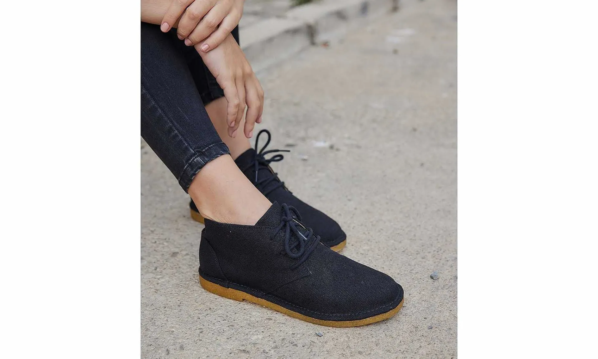 Damen Grand Step Shoes Loki Desert Boot Black