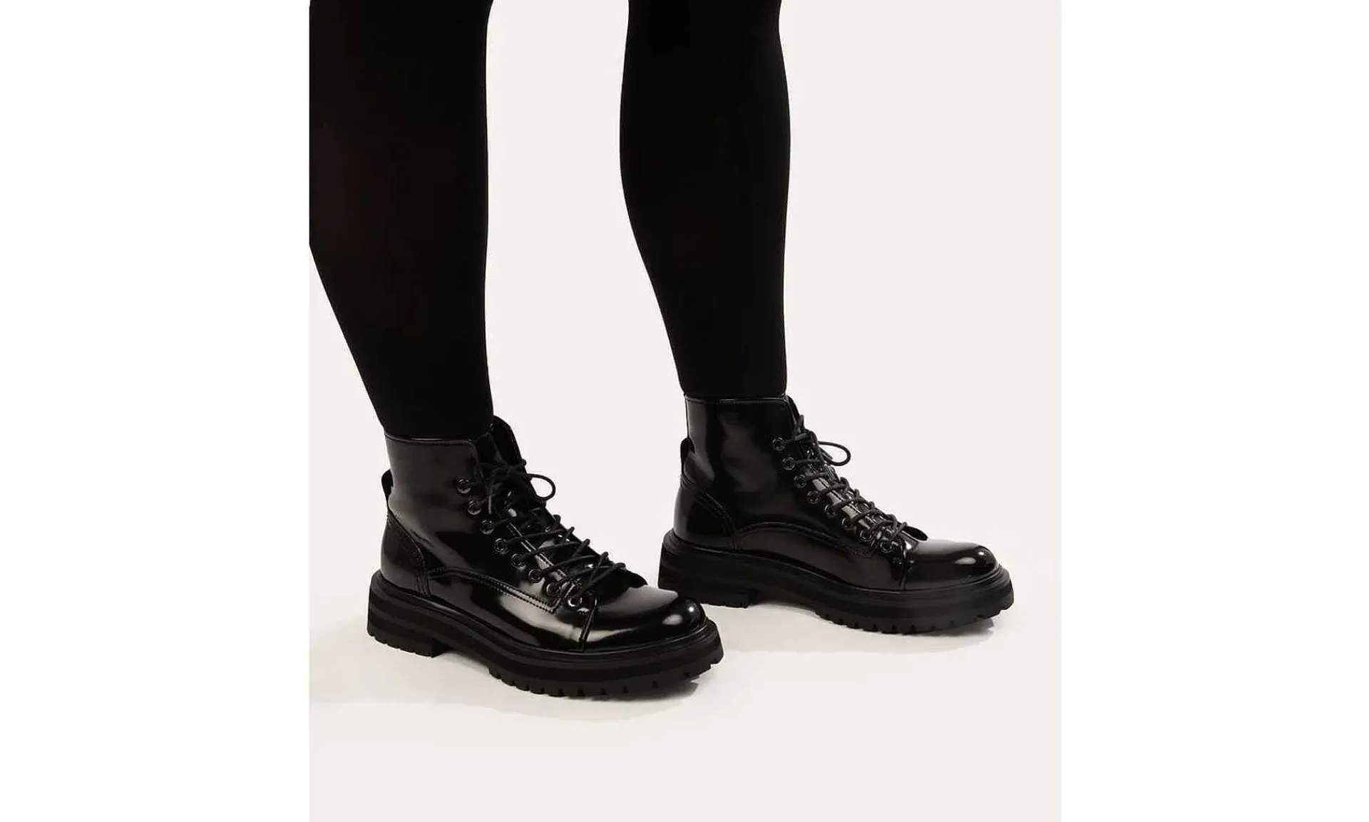 Damen Matt and Nat Samara Black